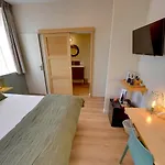 Le C - Boutique 4*