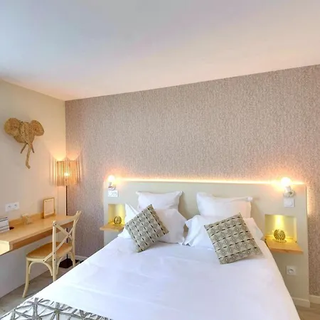 Le C - Boutique 4* 纳博讷